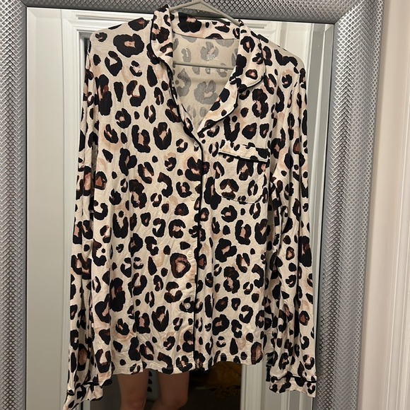 Stars Above Soft Pajama Set FIRM PRICE - Picture 3 of 6